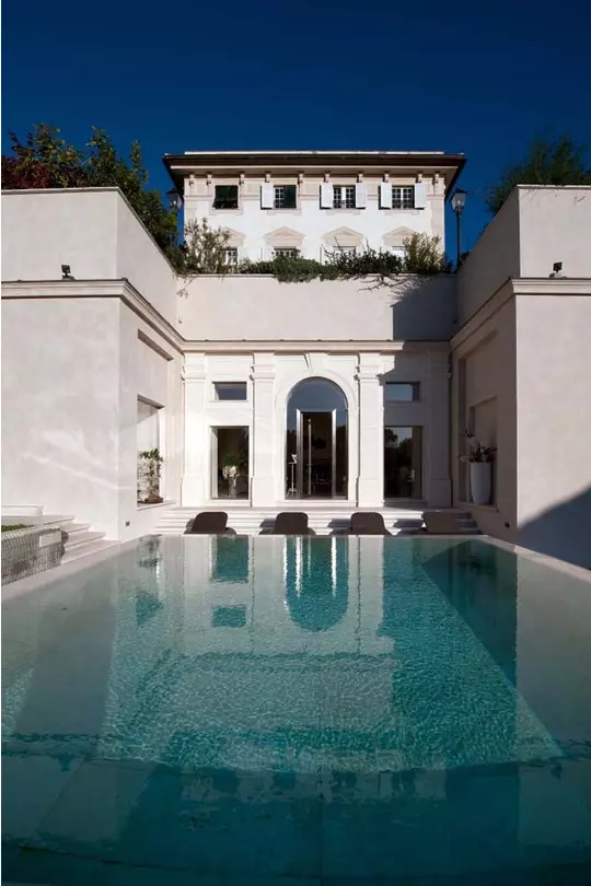 Villa genova eikon piscina esterno
