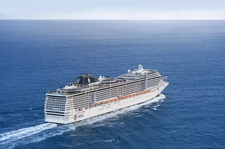 Nave crociera msc preziosa idea panoramica
