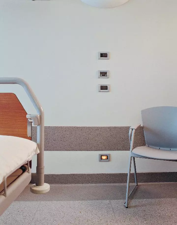 Sanita ospedale manzoni lecco idea lato letto