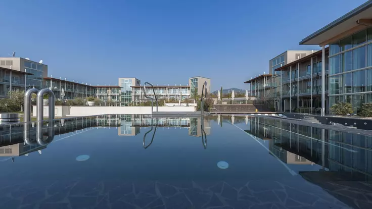 Eikon di Vimar per Aqualux hotel - piscine esterne