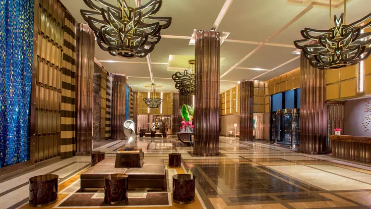 Vimar Eikon Evo Crown Towers, Manila lobby