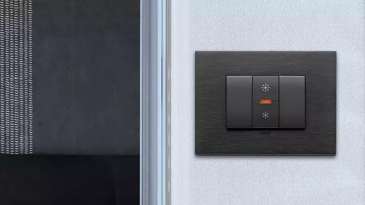 Dimmer connesso Eikon Vimar