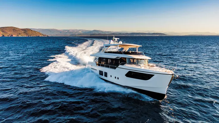 Navetta 73 Absolute 02