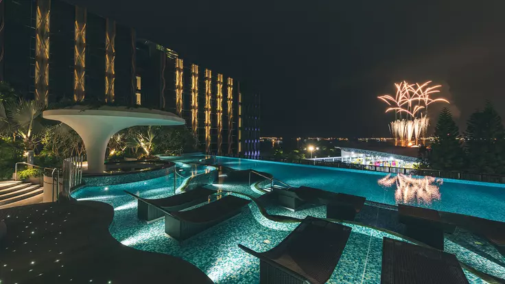 Ok Pool Deck 54