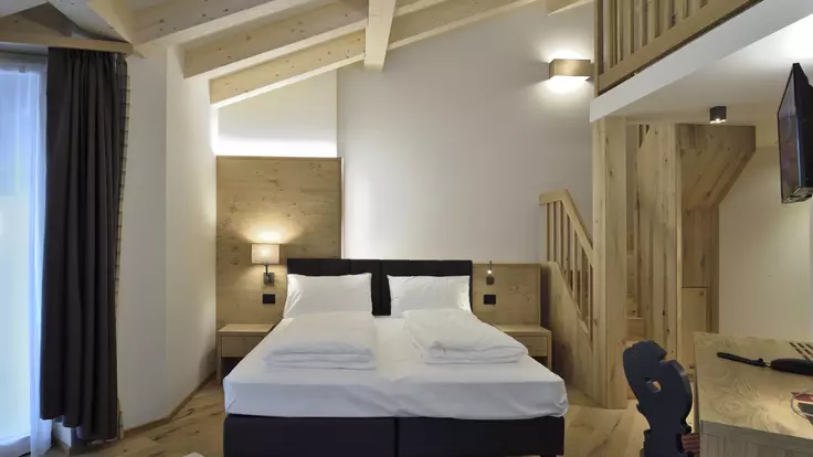 Vimar hotel monroc camera con soppalco