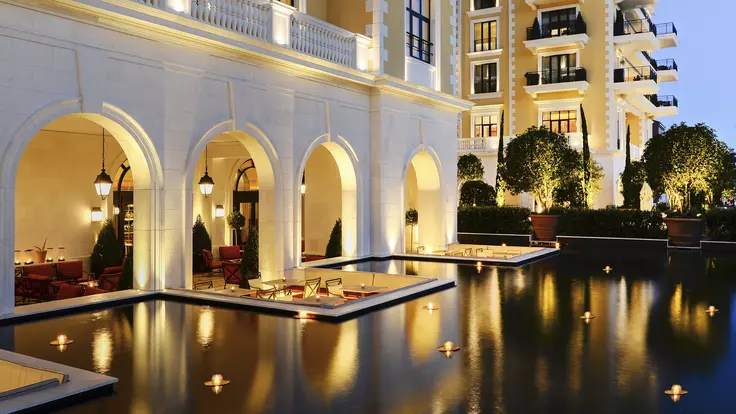 Vimar Regent Porto Montenegro Library Bar