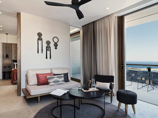 A Santorini l’esclusivo Magma Resort ha scelto Arké Classic  Vimar