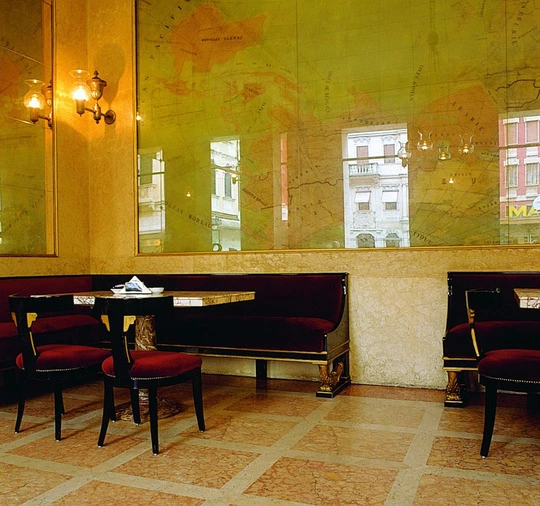 Caffe pedrocchi padova idea tavoli