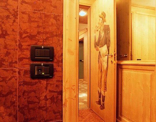 Hotel grifone passo campolongo idea particolare porta