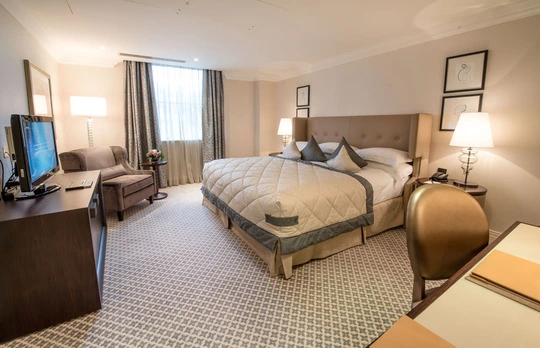 Luxury suite bedroom