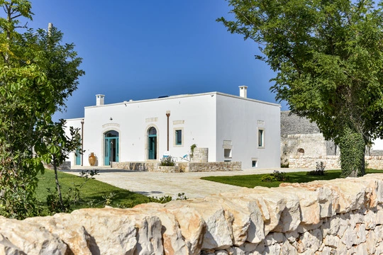 Referenza Hotel Borgo Aratico Puglia Vimar Arké Panoramica
