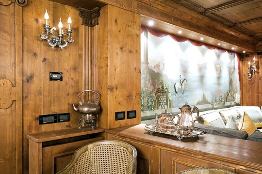 Residenziale appartamento cortina idea particolare placche zona giorno