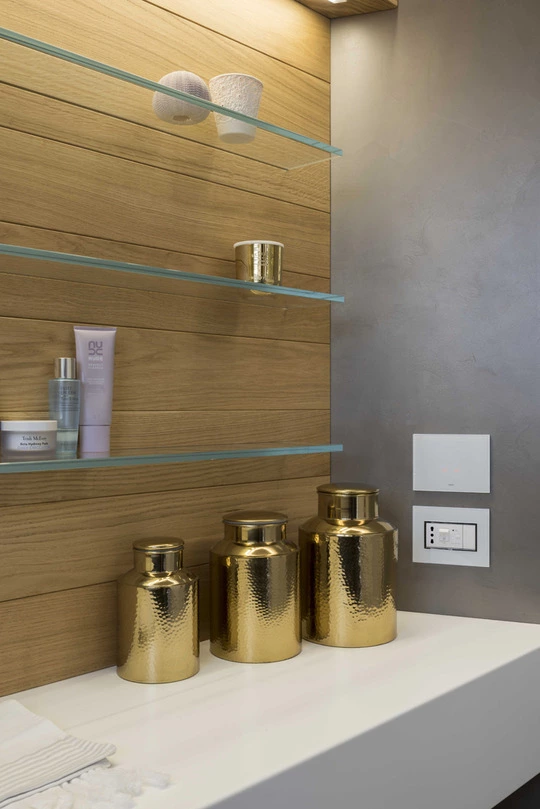 Vimar referenze Residenza privata Cagliari - Eikon Tactil verticale