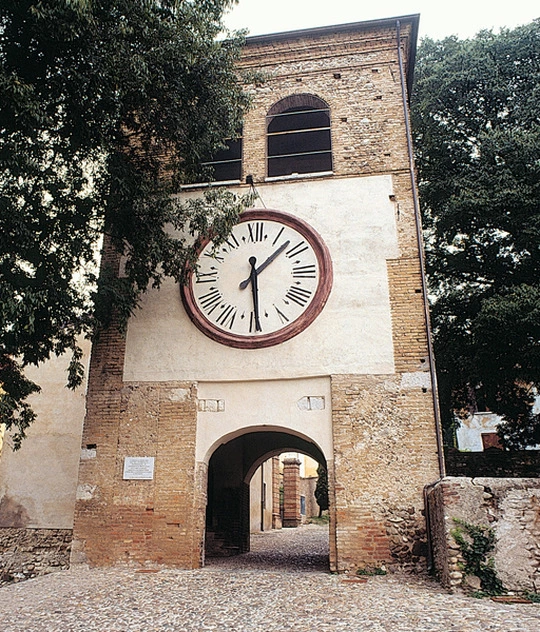 Terziario castello gonzaga centro ricreativo mantova idea torre orologio