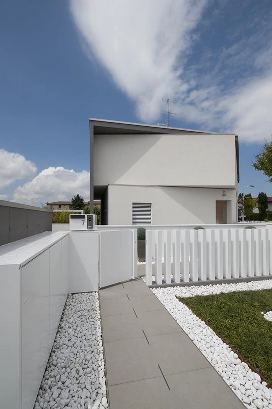 villa Bergamo domotica Vimar esterno