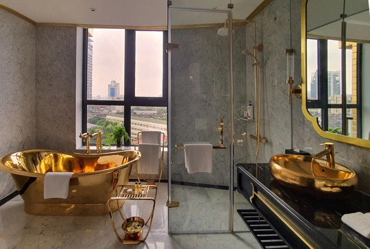Vimar Eikon Oro | Dolce Golden Lake Hotel Hanoi Vietnam bagno