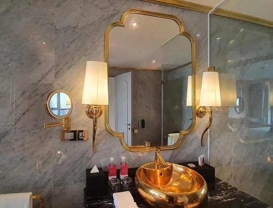Vimar Eikon Oro | Dolce Golden Lake Hotel Hanoi Vietnam bagno