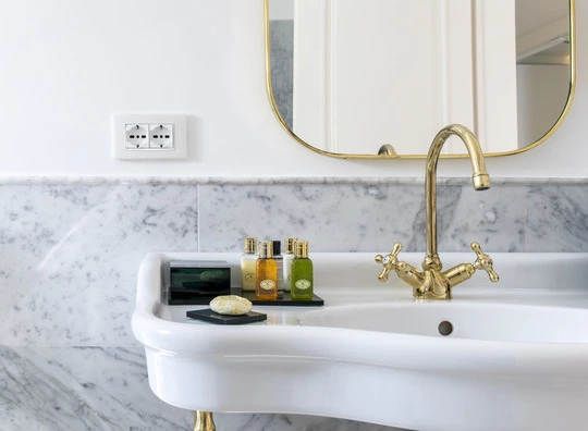 Hotel Lorelei Londres Sorrento bagno | progetto Vimar