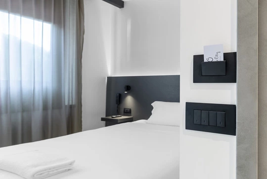 Vimar progetto alberghiero The city hotel Ancona smart card