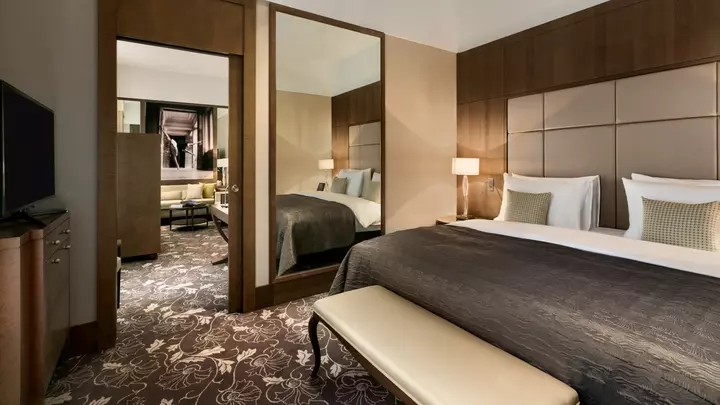 Palais Hansen Kempinski Vienna Vimar Eikon Hansen suite bedroom