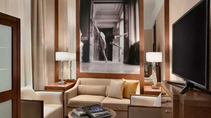 Palais Hansen Kempinski Vienna Vimar Eikon Hansen suite living room