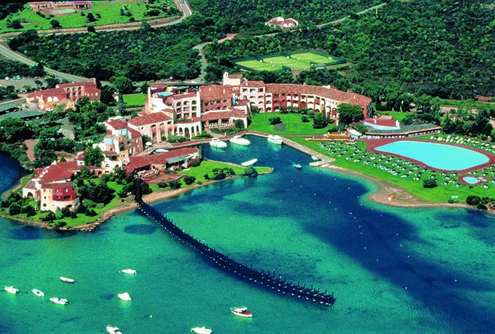 Hotel cala di volpe costa smeralda plana panoramica esterna