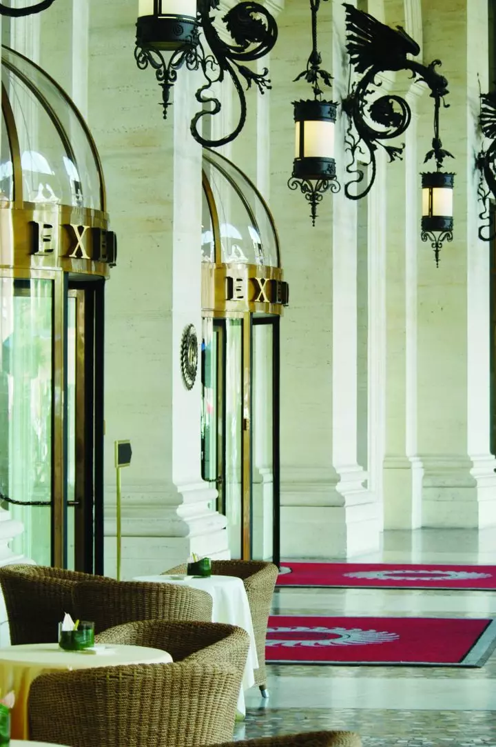Hotel exedra roma idea tavolini