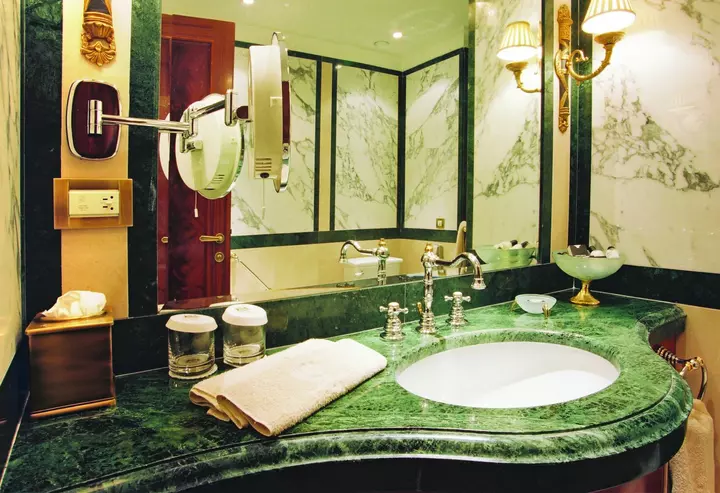Hotel grande bretagne atene idea bagno