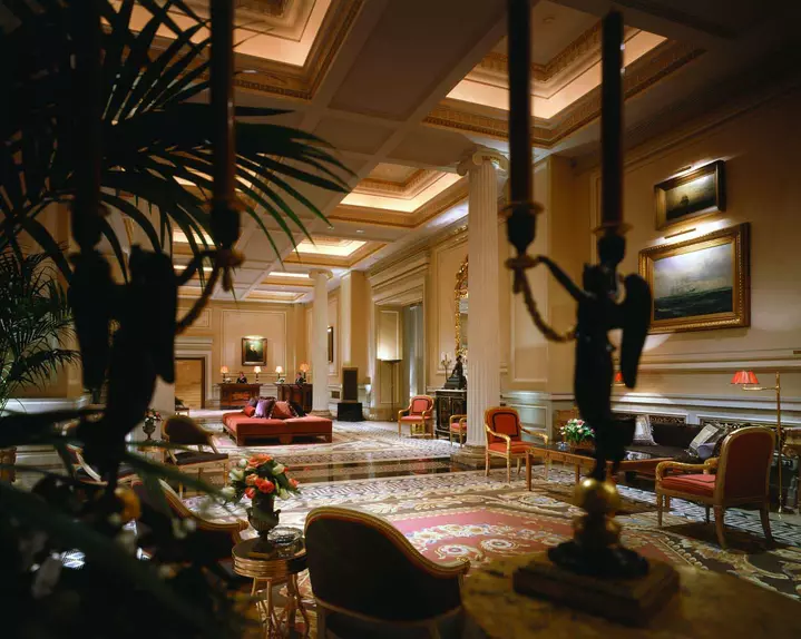 Hotel grande bretagne atene idea interno