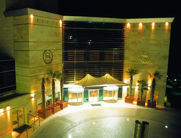 Hotel sheraton beirut idea esterno