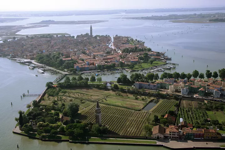 Vimar: Eikon Evo e Well-contact Plus Venissa Wine Resort, Venezia Burano