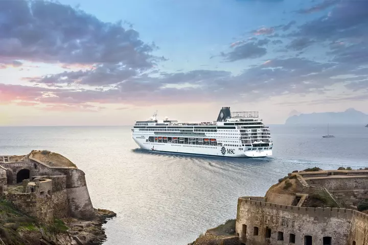 Msc ship msc armonia