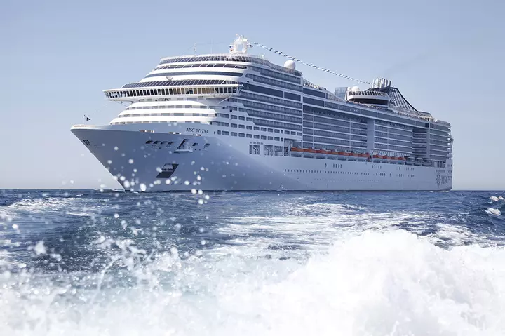 Nave crociera msc divina eikon plana ambiente
