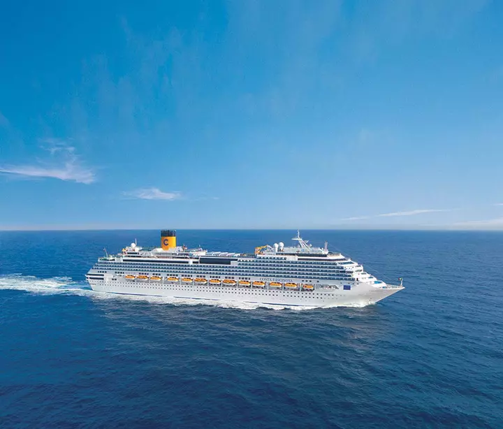 Nave fincantieri costa fascinosa plana laterale