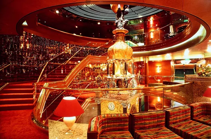 Nave fincantieri rotterdam idea atrio