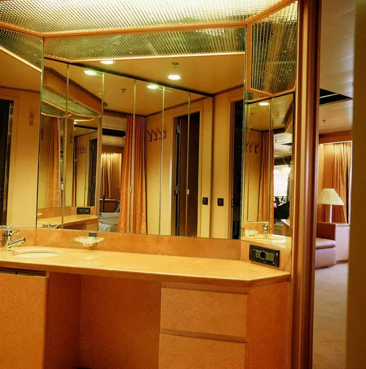 Nave fincantieri rotterdam idea bagno
