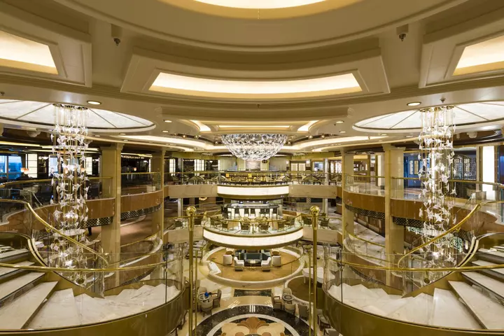Nave fincantieri royal princess plana ambiente