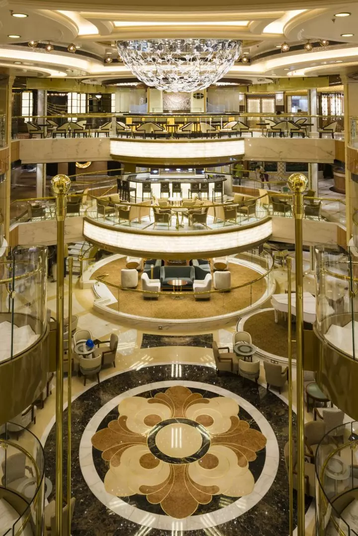 Nave fincantieri royal princess plana ambiente