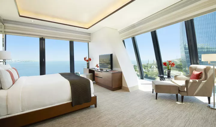 One bedroom suite view