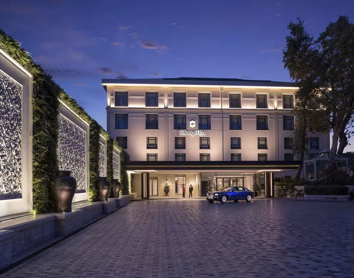 Porte cochere Shangri La Bosphorus Idea Vimar