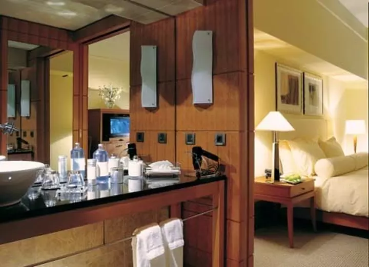 Hotel Park Hyatt Amburgo idea bagno