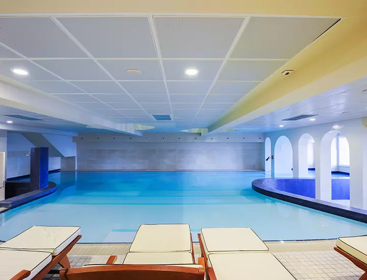 Resort il ciocco lucca eikon veduta piscina