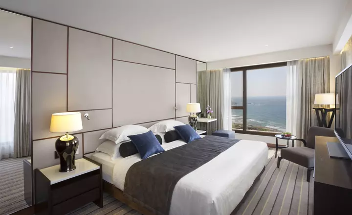 Royal suite bedroom