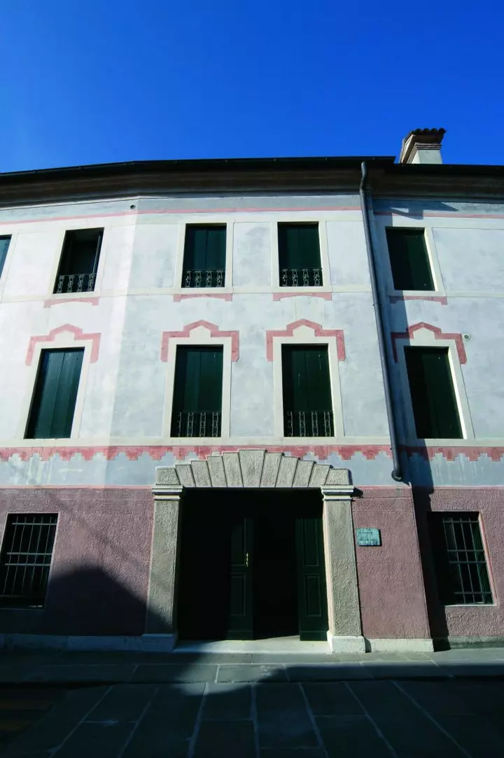Sanita casa sterni bassano del grappa plana facciata