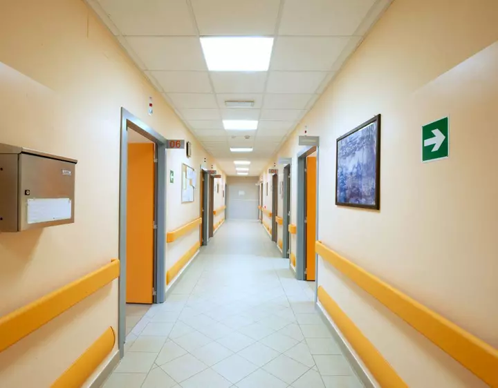 Sanita ospedale fatebenefratelli san maurizio canavese by me corridoio