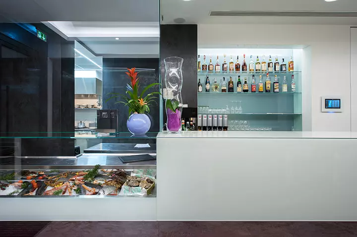 Terziario ristorante amici firenze domotica bancone