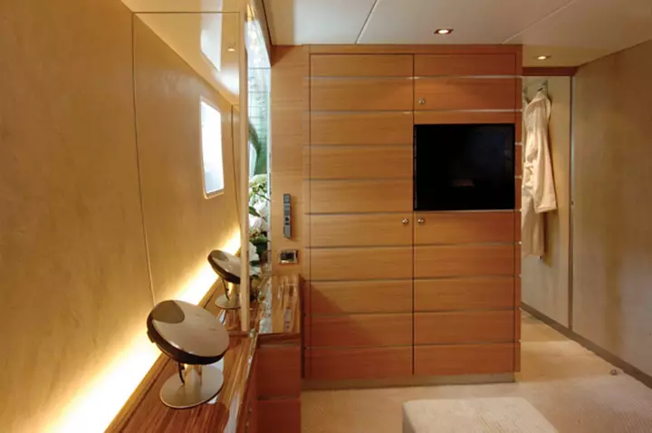 Yacht catwalk kaiserwerft idea particolare camera