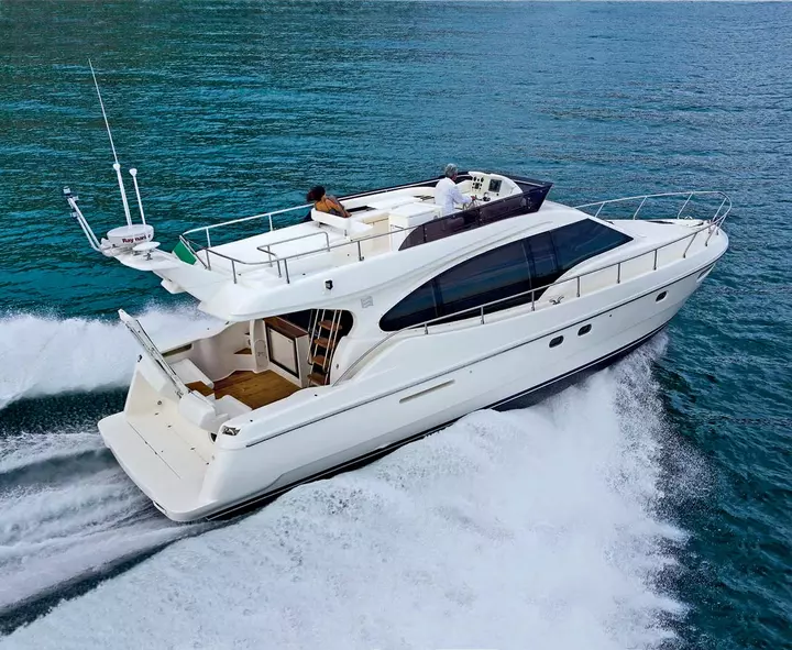 Yacht ferretti idea esterno