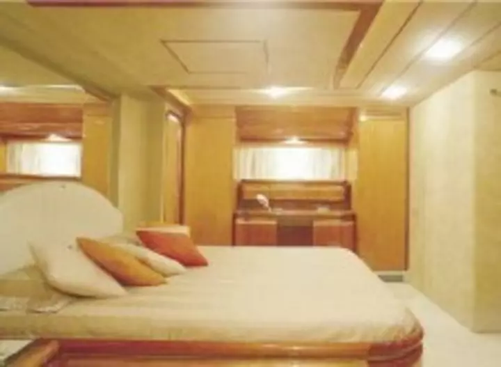 Yacht ferretti sogni proibiti idea camera da letto