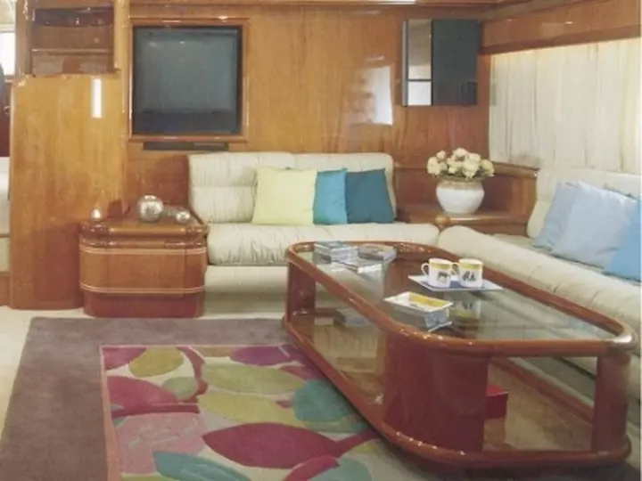 Yacht ferretti sogni proibiti idea zona giorno